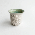 Zeus Rölyefli El Yapımı Stoneware Fincan – Ada Çayı Yeşili İç Kaplama – 175 ml - Görsel 7